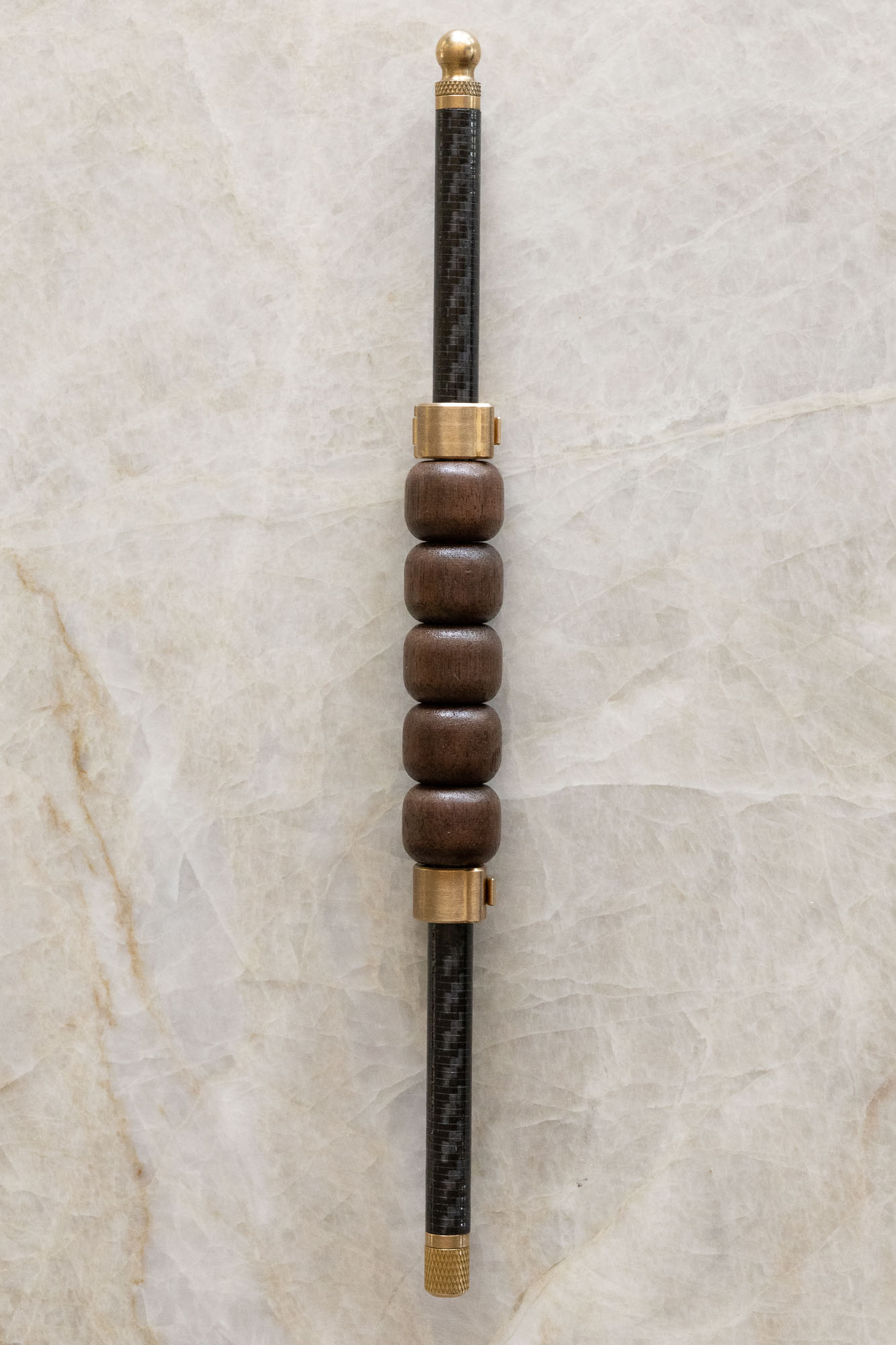 Jeea Companion Roller standing on a stone surface